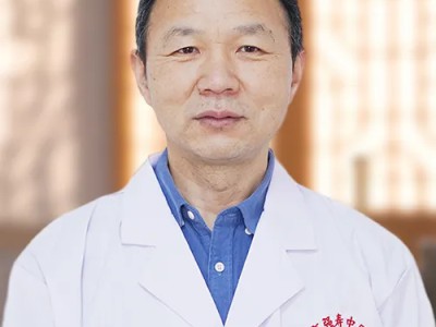 北京强寿中医医院  侯诗兵